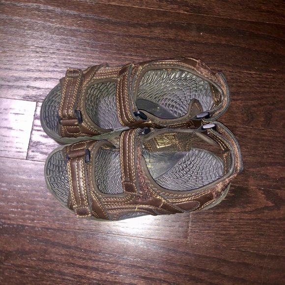 📣3 for $15 📣Boys Outdoors Sandles - Picture 3 of 6